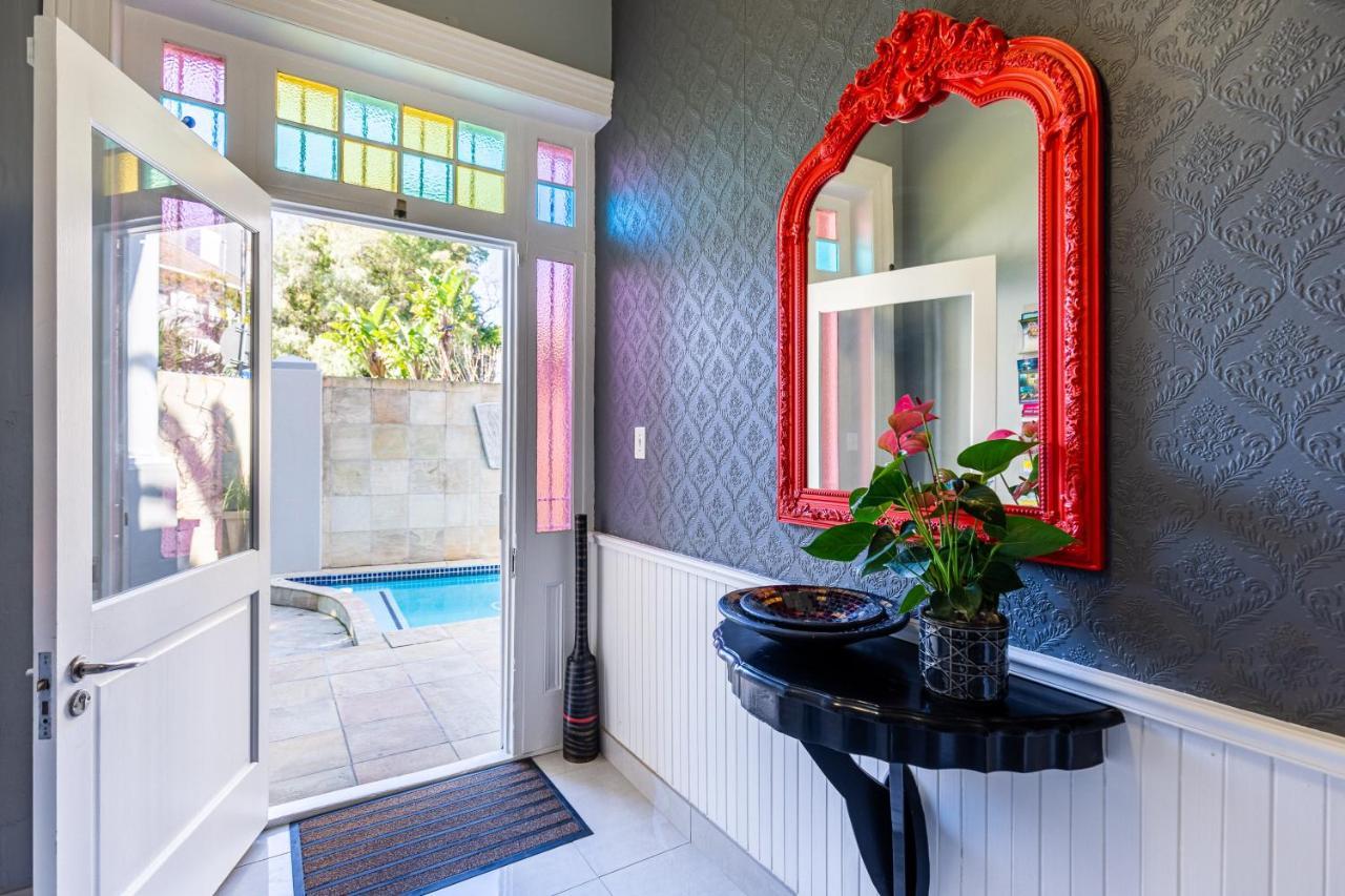 4 On Varneys Guest House Cape Town Bagian luar foto