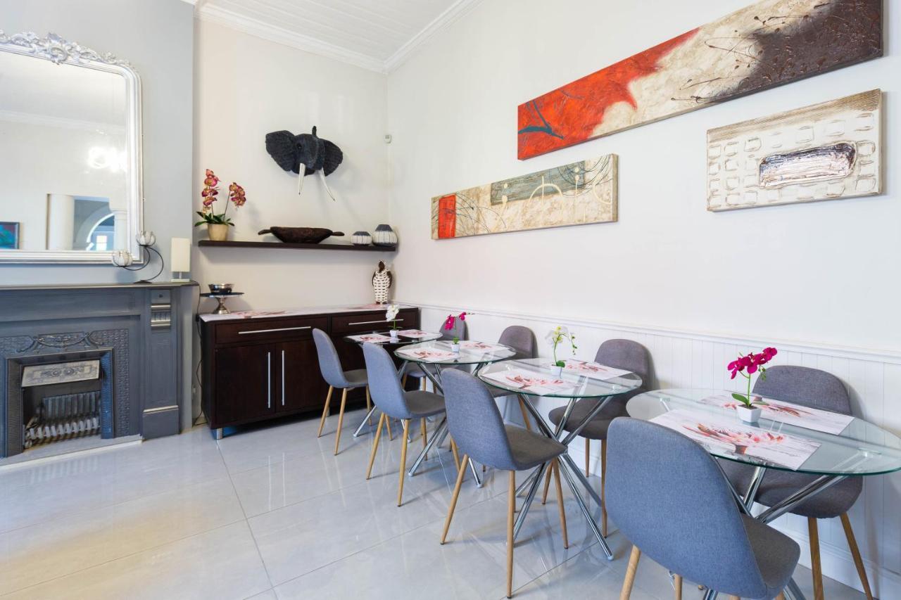 4 On Varneys Guest House Cape Town Bagian luar foto